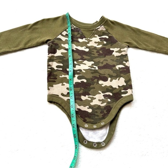 ⭐️ 5 for $25 Garanimals Cotton Camo Print Long Sleeve Baby Onesie 12 Months - Picture 6 of 6